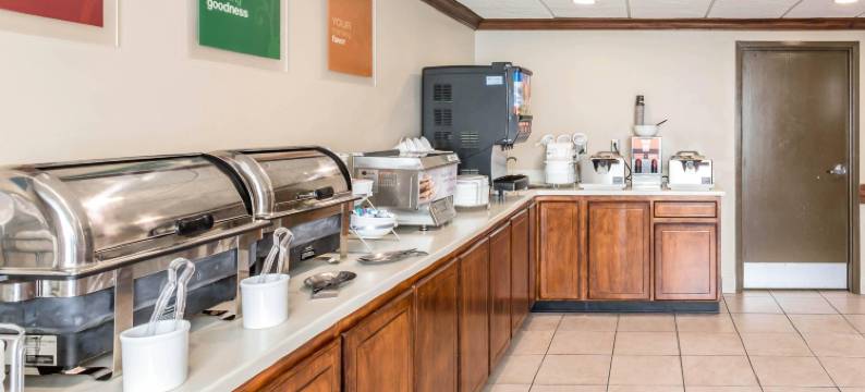 富兰克林 96 号高速公路舒适酒店(Comfort Inn Franklin Highway 96)图片