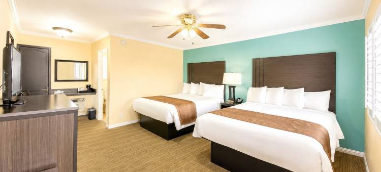 洛克维尤酒店套房(Rockview Inn and Suites)图片