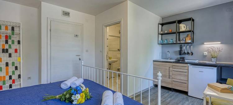 带花园的蓝色开间公寓(Blue Studio Apartment)图片