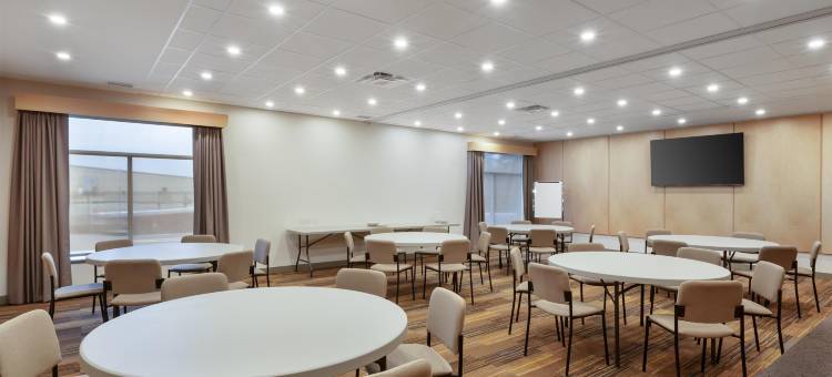 卡沃萨湖市贝斯特韦斯特优质酒店及套房(Best Western Plus Kawartha Lakes Hotel  Suites)图片