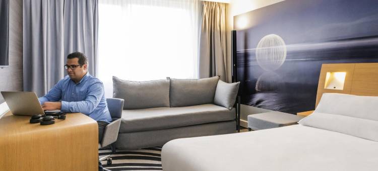 巴黎萨克雷诺富特酒店(Novotel Paris Saclay)图片