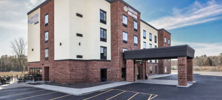 鹅卵石酒店和套房 - 莱因兰德(Cobblestone Hotel & Suites - Rhinelander)图片