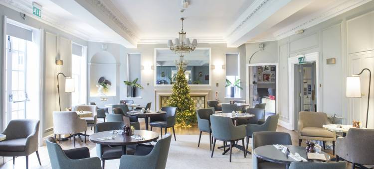 法恩罕布什酒店(Bush Hotel Farnham)图片