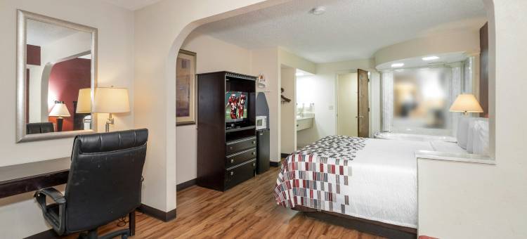 牛津红顶套房酒店(Red Roof Inn & Suites Oxford)图片