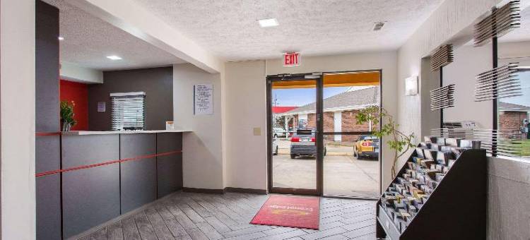 红狮酒店及套房奥拉西堪萨斯城(Red Lion Inn & Suites Olathe Kansas City)图片