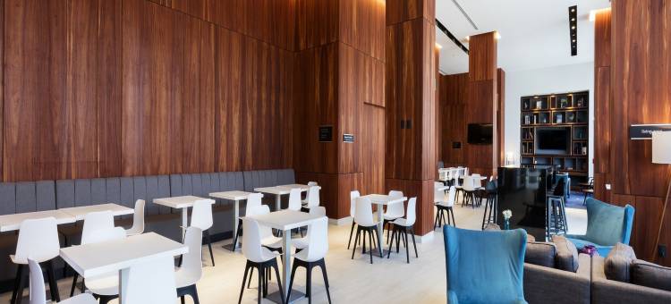 坎昆孔布雷斯欢朋酒店(Hampton Inn by Hilton Cancun Cumbres)图片