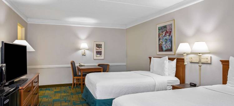 埃尔帕索东罗马兰德拉昆塔温德姆酒店(La Quinta Inn by Wyndham El Paso East Lomaland)图片