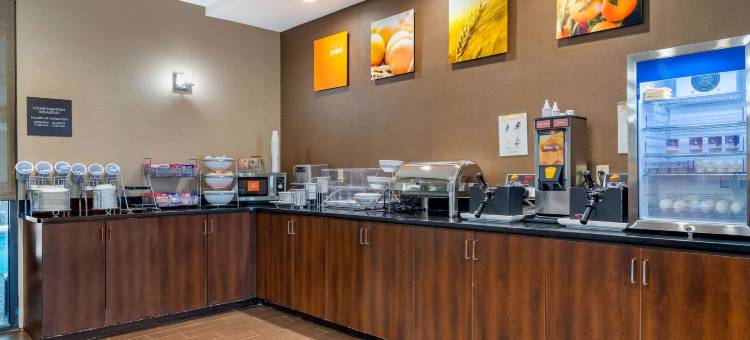 拜伦华纳罗宾斯舒适套房酒店(Comfort Suites Byron Warner Robins)图片