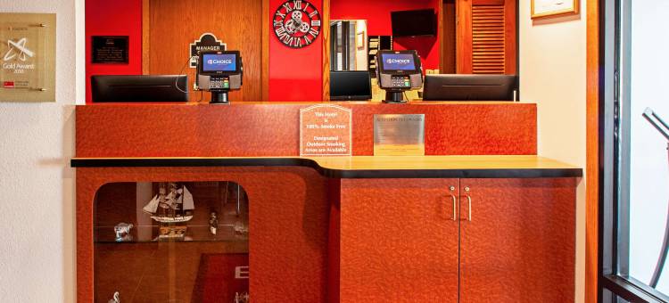 海湾伊克诺旅馆(Econo Lodge on the Bay)图片