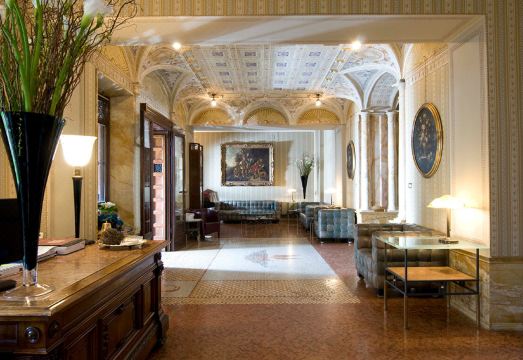 Hotel Villa Fiordaliso Hotel Overview