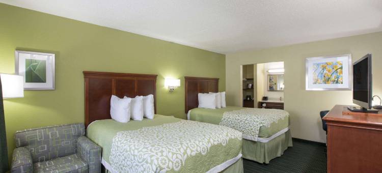 比格斯普林戴斯套房酒店(Days Inn & Suites by Wyndham Big Spring)图片