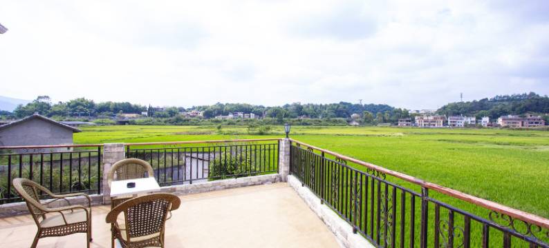 慢姑娘荣荣度假别墅(登云街分店)图片