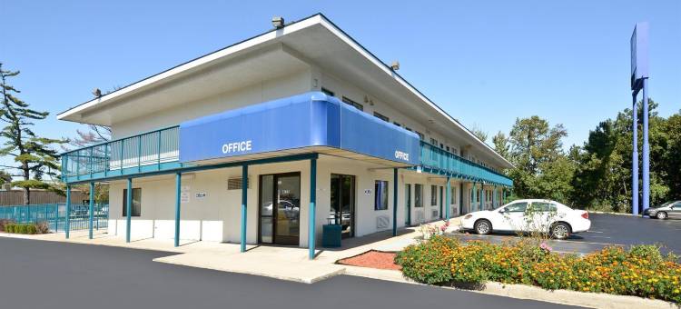 巴特尔克里克美洲最佳价值酒店(Americas Best Value Inn Battle Creek)图片