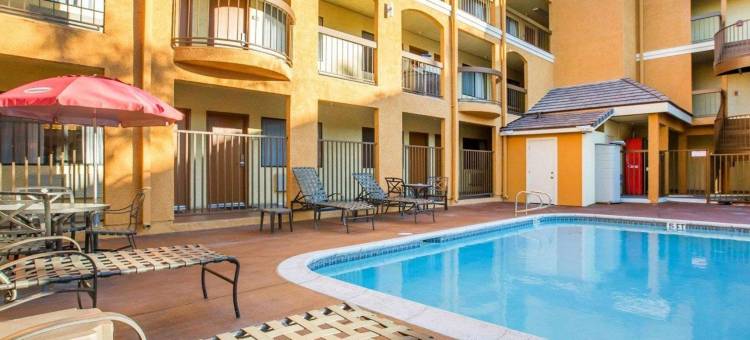 威斯敏斯特海豹滩品质酒店及套房(Quality Inn & Suites Westminster Seal Beach)图片