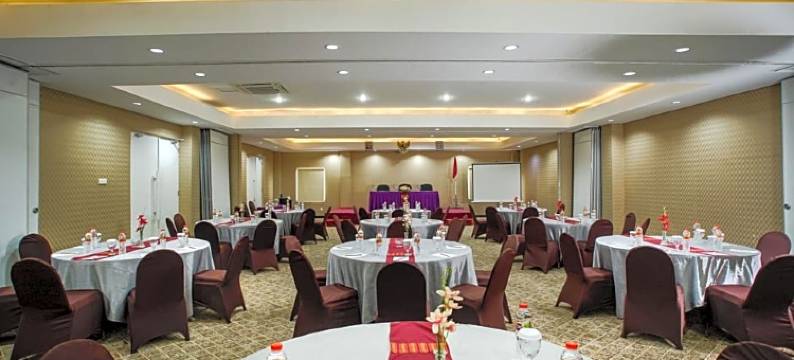 皇家瑞根特里斯千达纳酒店(Royal Regantris Cendana)图片