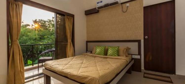 SaffronStays Ekaant, Vikramgad - Party-Perfect Pool Villa with Spacious Lawn图片