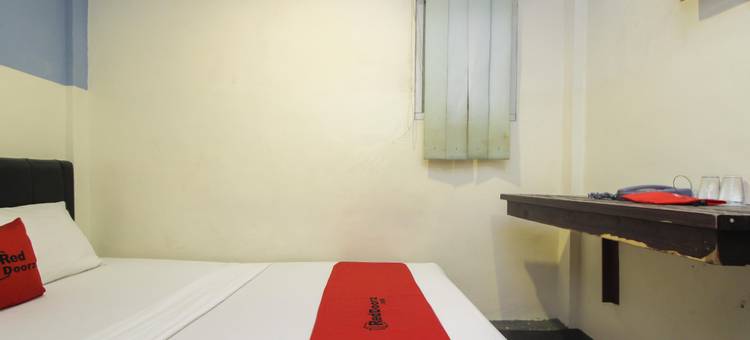 红门酒店-近美娜多贝塞斯达(RedDoorz Near Bethesda Manado)图片