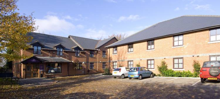 格雷夫森中央高级旅社(Premier Inn Gravesend Central)图片