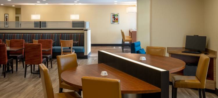 万豪酒店旗下的TownePlace Suites 酒店套房，威尼斯(TownePlace Suites Venice)图片