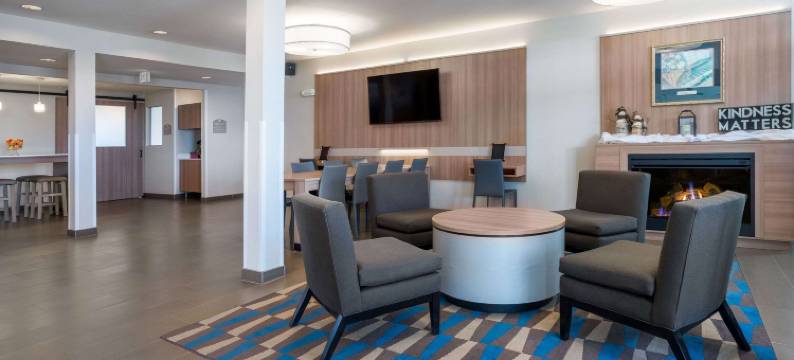 穆尔黑德法戈区麦客达套房酒店(Microtel Inn & Suites by Wyndham Moorhead Fargo Area)图片