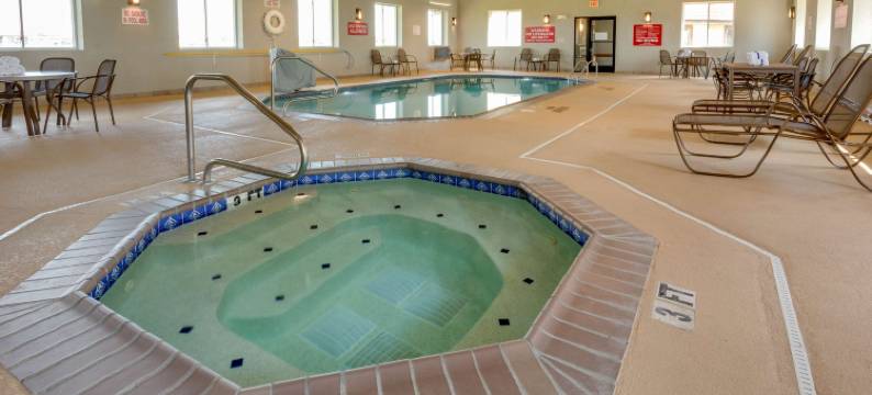 海蒂德鲁里套房酒店(Drury Inn & Suites Hayti Caruthersville)图片