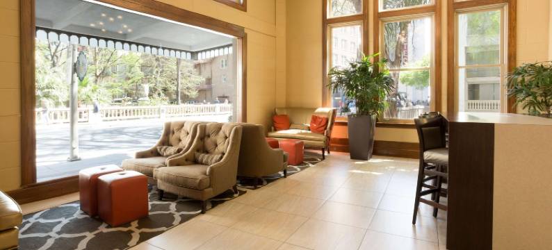 圣安东尼奥河畔德鲁里套房酒店(Drury Inn & Suites San Antonio Riverwalk)图片