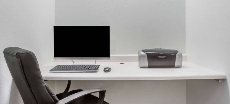 速8酒店-温德姆克洛弗代尔葡萄酒乡(Super 8 by Wyndham Cloverdale Wine Country)图片