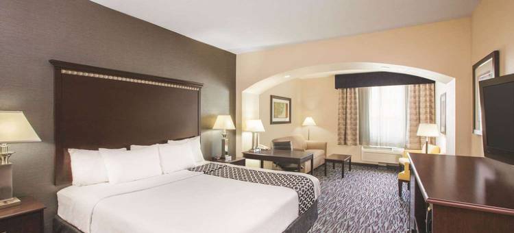 艾伦温德姆拉昆塔乡村套房酒店(La Quinta Inn & Suites by Wyndham Allen at the Village)图片