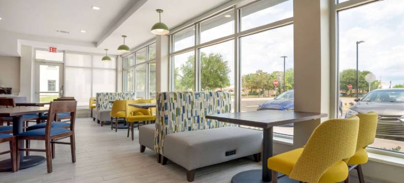 之家舒适酒店&套房-靠近亨德森海滩(Comfort Inn & Suites Destin Near Henderson Beach)图片