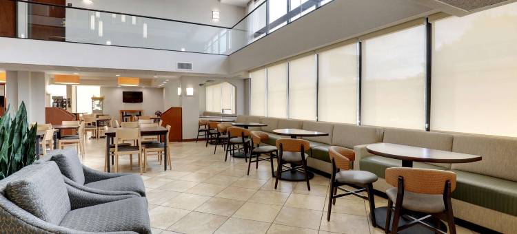 亚特兰大玛丽埃塔德鲁里套房酒店(Drury Inn & Suites Atlanta Marietta)图片
