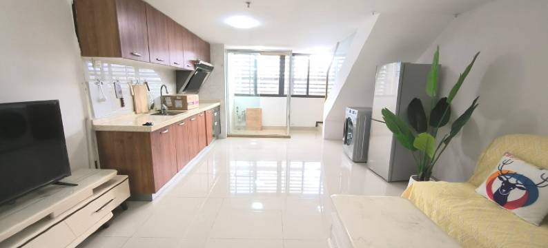 盈满民宿(常东路分店)图片