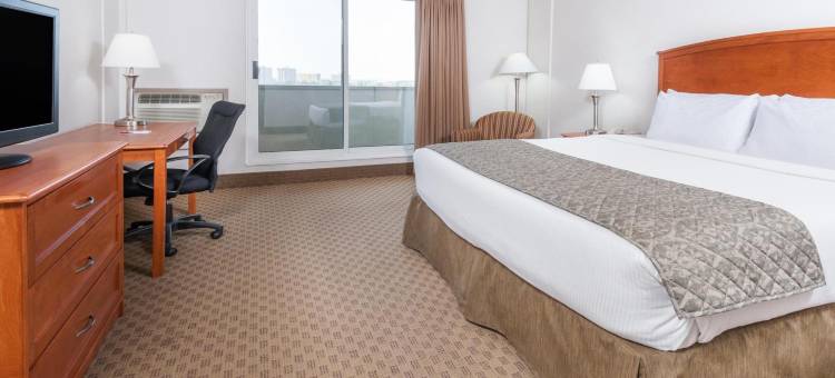 埃德蒙顿南温德姆华美达酒店(Ramada by Wyndham Edmonton South)图片