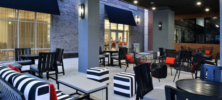 欢朋酒店和套房格林斯伯勒市中心(Hampton Inn & Suites Greensboro Downtown)图片