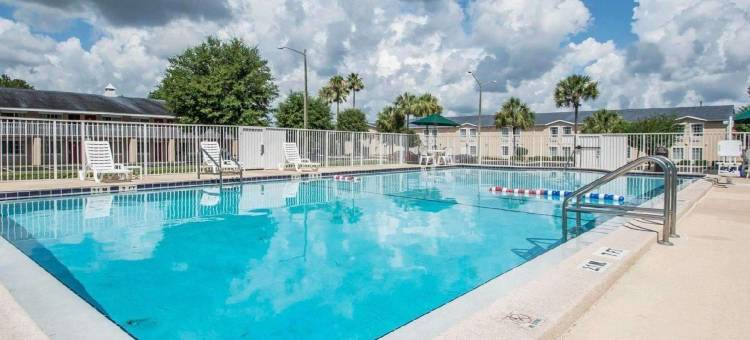 盖恩斯维尔 I-75 凯艺酒店(Quality Inn Gainesville I-75)图片