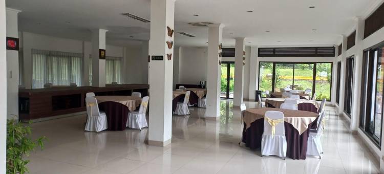 Urbanview Tridaya Cisarua Puncak酒店(Urbanview Hotel Tridaya Cisarua Puncak)图片