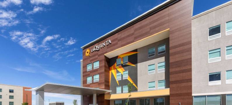 埃尔帕索东部375号环线拉昆塔温德姆酒店及套房(La Quinta Inn & Suites by Wyndham El Paso East Loop-375)图片