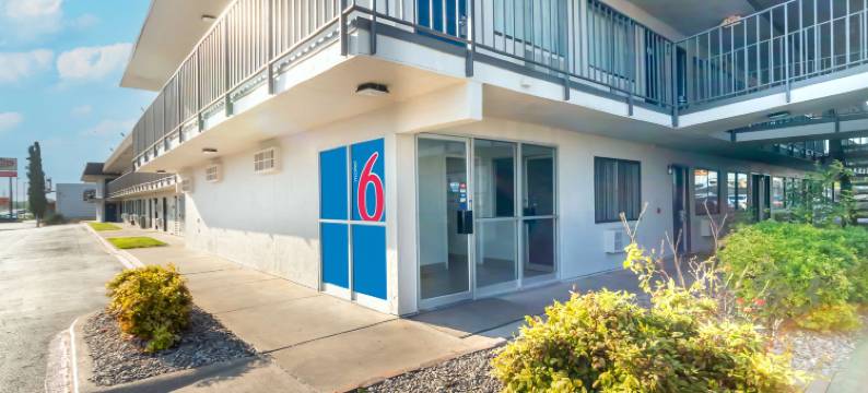 德里奥6号汽车旅馆(Motel 6 Del Rio, TX)图片