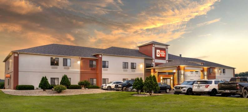 艾伯特利I-90/I-35贝斯特韦斯特优质酒店(Best Western Plus Albert Lea I-90/I-35 Hotel)图片