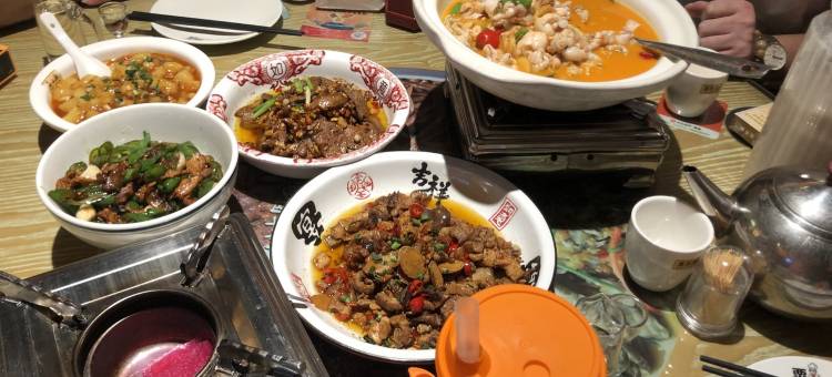 隐居民宿(凤凰大街1号分店)图片