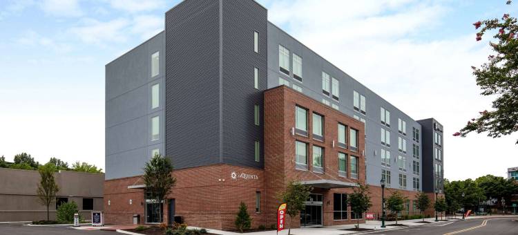 La Quinta Inn & Suites by Wyndham Chattanooga Downtown/South图片