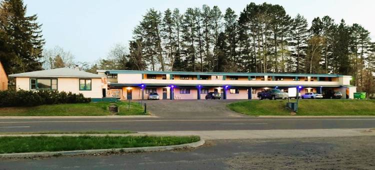 OYO 爱酒店木线，位于苏必利尔湖(Love Hotels Timberline by OYO Lake Superior)图片