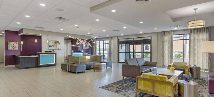 拉斯顿贝斯特韦斯特优质酒店(Best Western Plus Ruston Hotel)图片