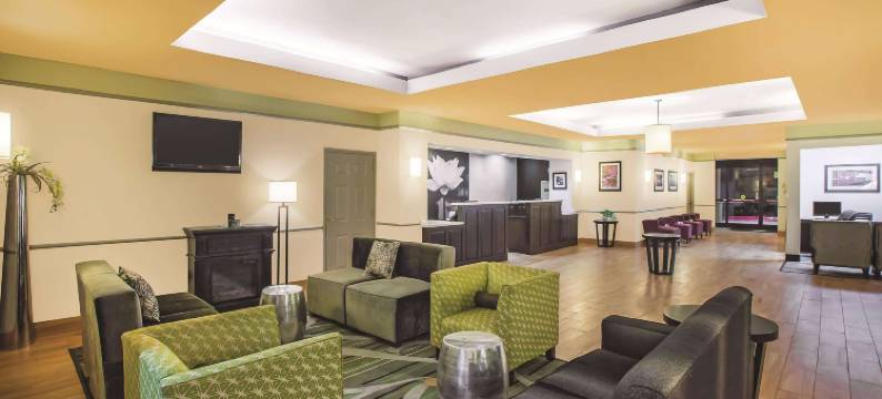 博蒙特西拉昆塔温德姆套房酒店(La Quinta Inn & Suites by Wyndham Beaumont West)图片