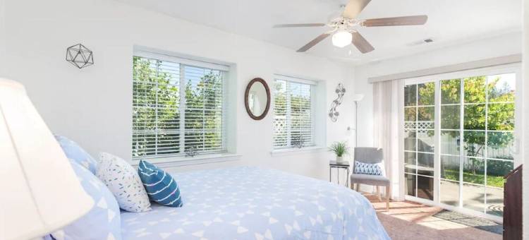 WE ARE A CHARMING DUPLEX/ 2 HOMES 4 BEDROOM 4 BATH /2 GARAGES +EV图片