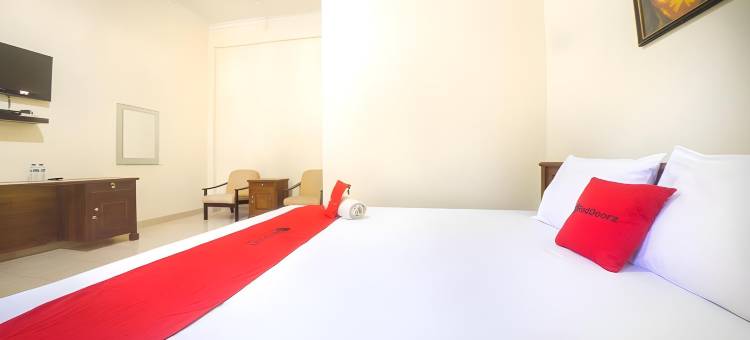 红多兹酒店-近努沙岑达纳大学(RedDoorz Near Nusa Cendana University)图片