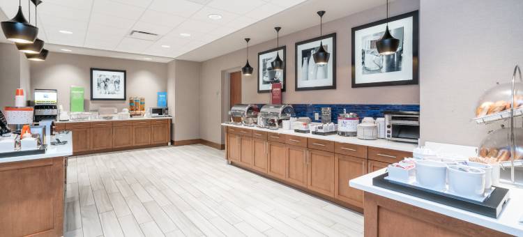 纽约纽堡斯图尔特机场欢朋酒店(Hampton Inn & Suites Newburgh - Stewart Airport)图片
