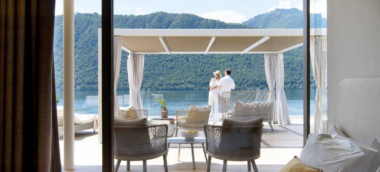 湖边Laqua(Laqua by the Lake)图片