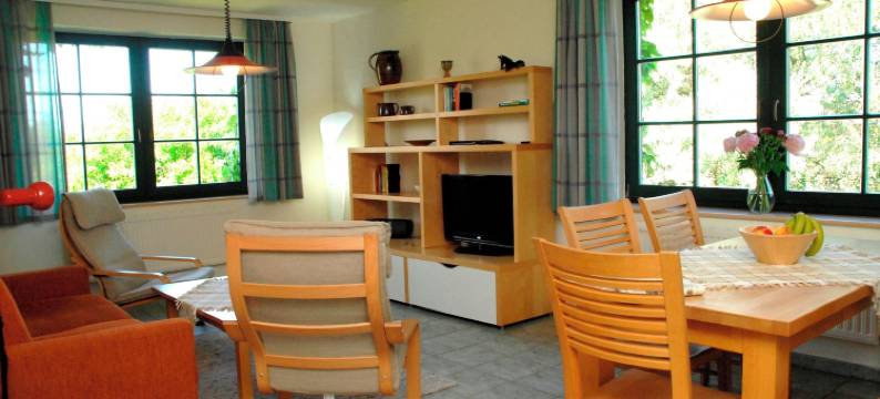 伯恩斯坦兰德希尔斯堡(Bernsteinland Hirschburg)图片