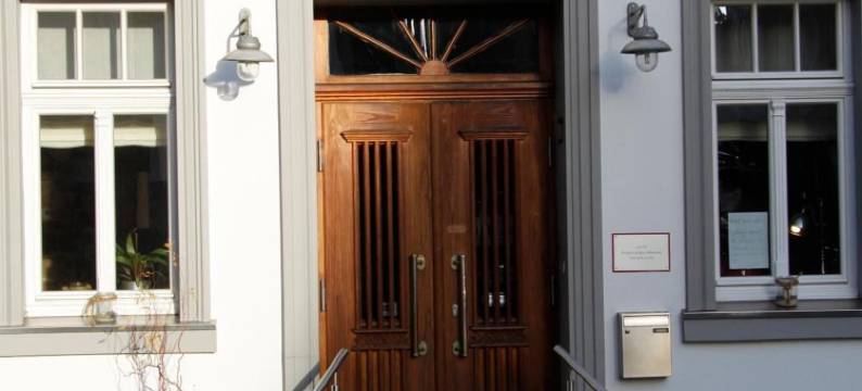 海明威路兰佩祖尔永恒酒店(Zur Ewigen Lampe Romantisches Landhotel & Restaurant)图片