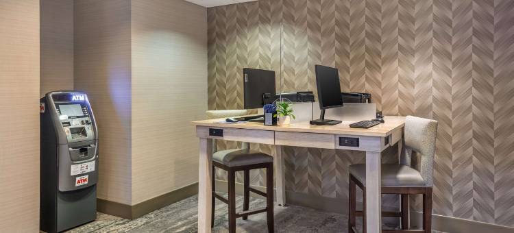 洛根国际机场舒适套房酒店(Comfort Inn & Suites Logan International Airport)图片